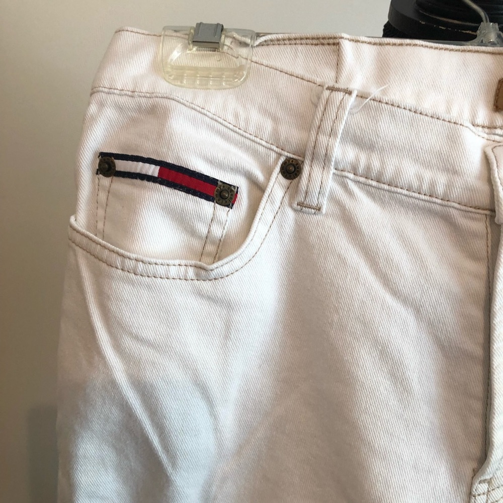 NWOT Tommy Hilfiger white Jeans